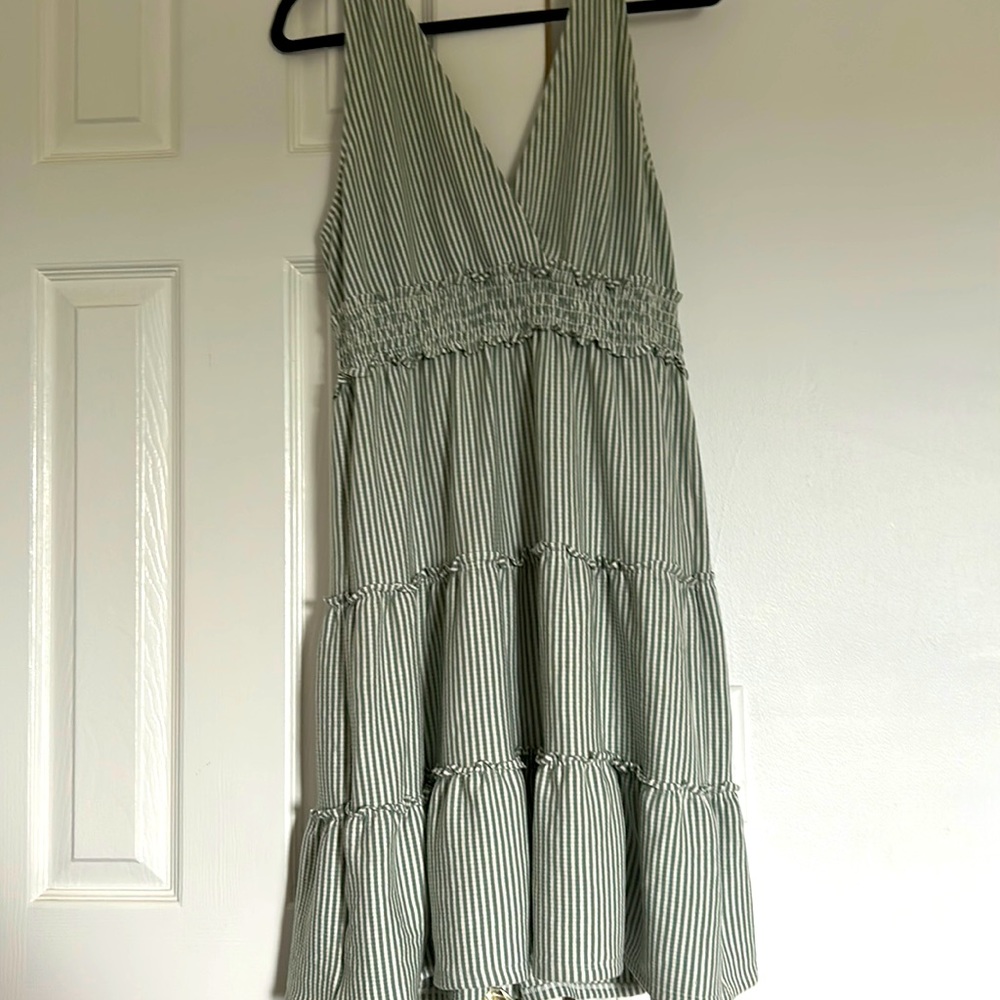 American eagle 🦅 ruffle dress (NWOT)